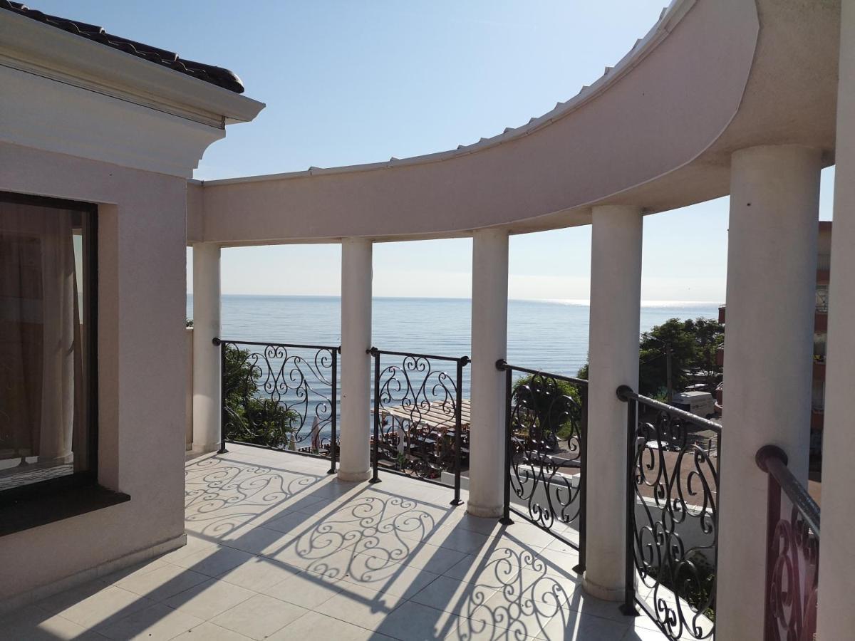 Ashram Hotel Primorsko Exterior foto